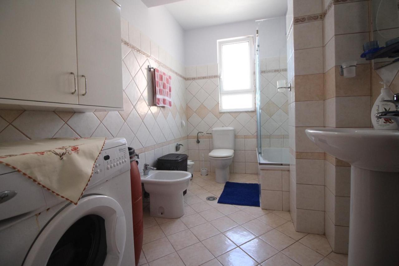 Irina Home Sarandë Buitenkant foto